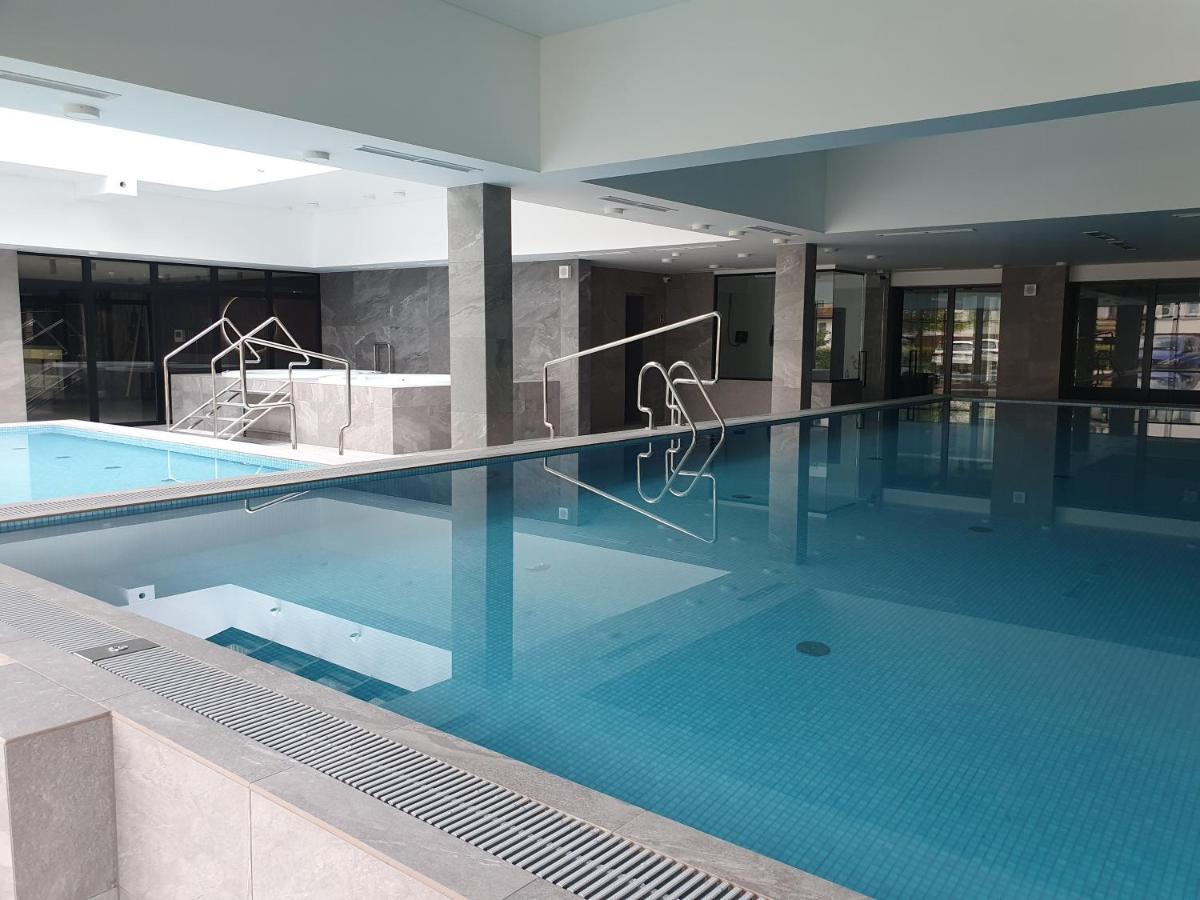 Green Port Spa Kolobrzeg Stylowy Loft- W Cenie Klimatyzacja, Baseny, 2 Jacuzzi, Sauna, Szlafroki, Bawialnia Exterior photo
